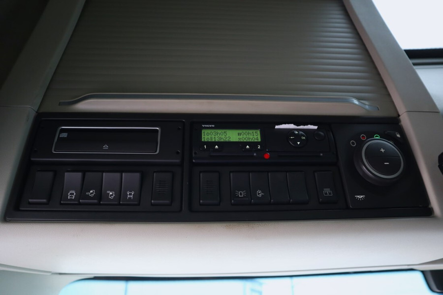 volvo-with-effer-955-8s-2015-nr-30047-25-1753088043ZoJQp.jpg