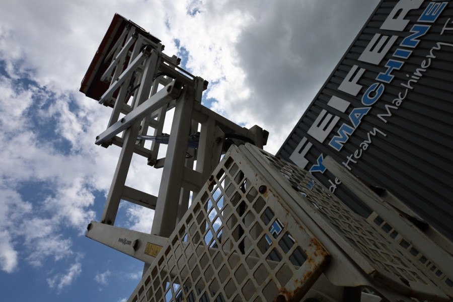 jlg-4069le-2008-nr-90070-17-1753437203qK4xv.jpg