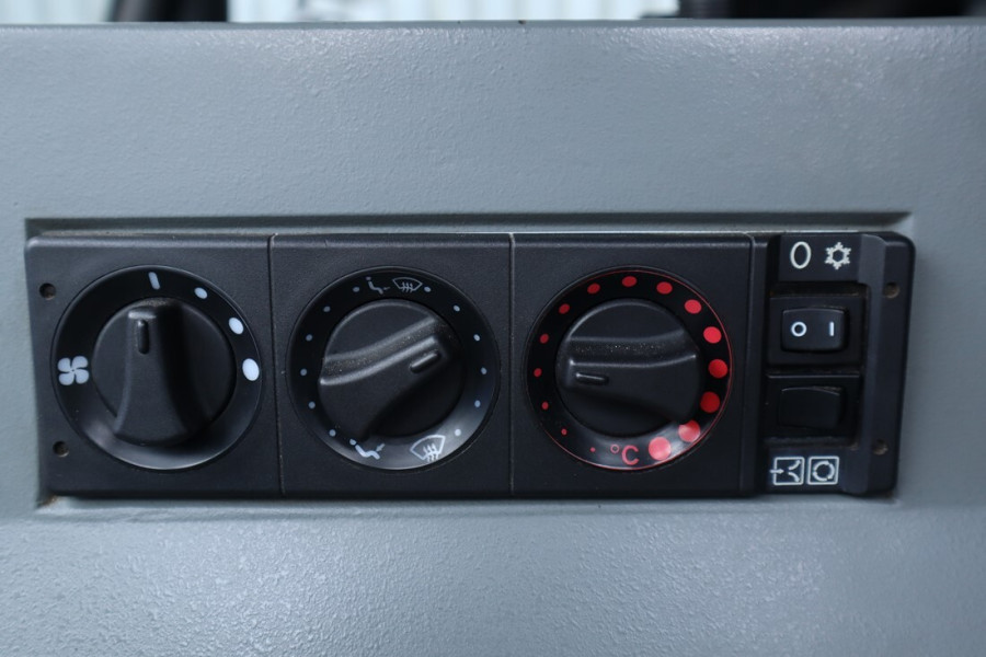 grove-gmk3060-2015-nr-90056-9-1753448357FJLF3.jpg