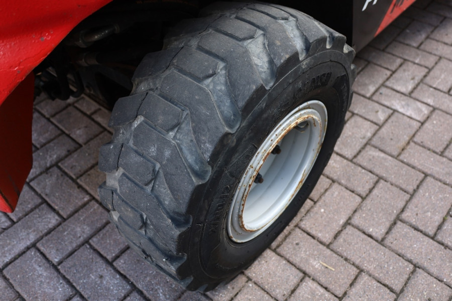 manitou-mc24-4-2021-nr-63587-8-1755506211zvPnc.jpg
