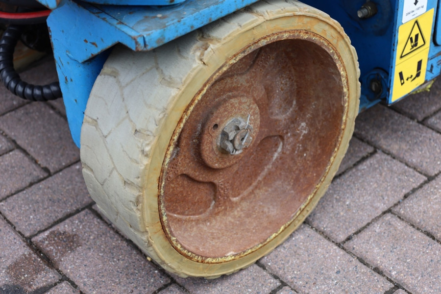 genie-gs3232-2013-nr-90044-2-17556829752Egj9.jpg