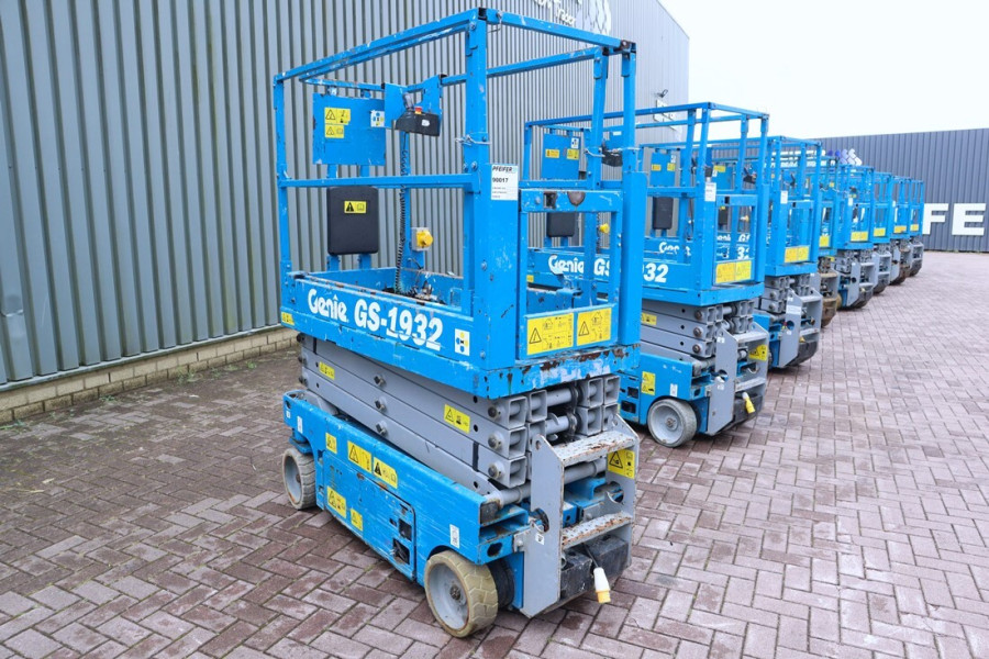 genie-gs1932-2013-nr-90017-1-17568069182CQAg.jpg