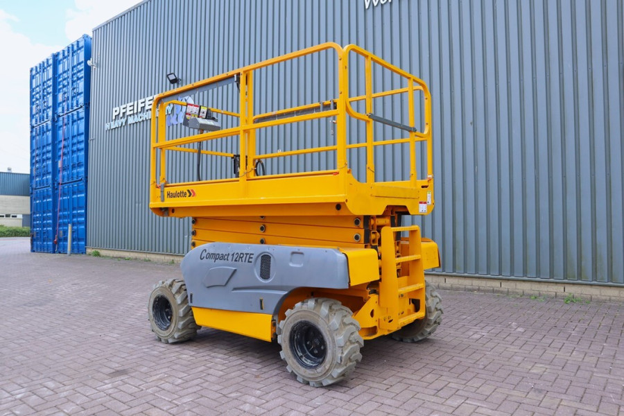 haulotte-compact-12rte-2011-nr-63600-4-1756891798GRlrf.jpg