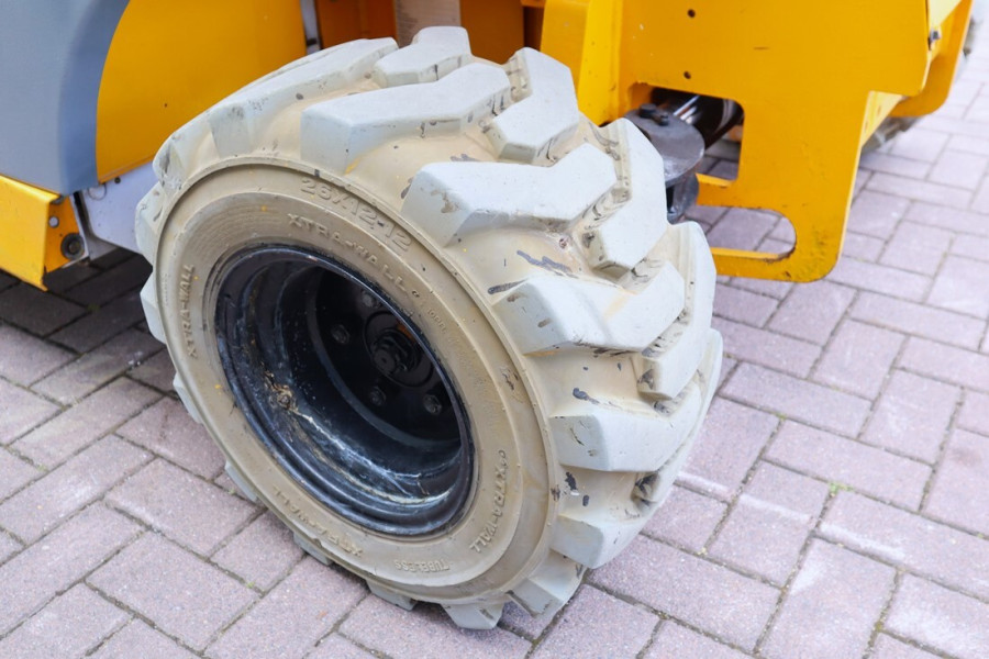 haulotte-compact-12rte-2011-nr-63600-8-1756891798CoYLI.jpg