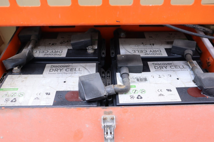 jlg-m4069-2008-nr-90063-11-1757577601m1Yuj.jpg