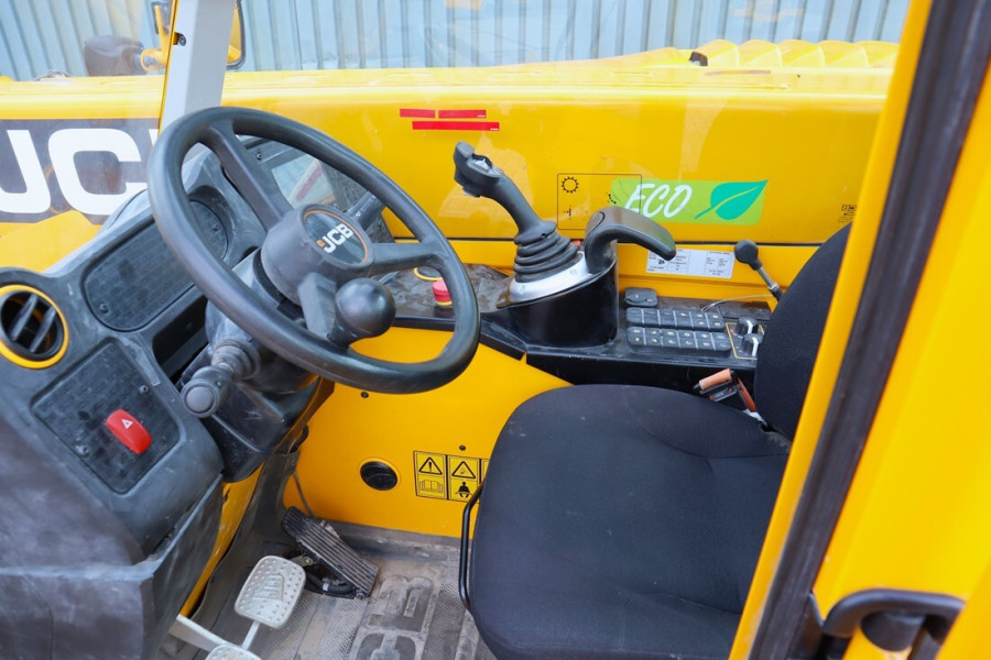 jcb-525-60e-2022-nr-63192-6-1758022226ItTOV.jpg