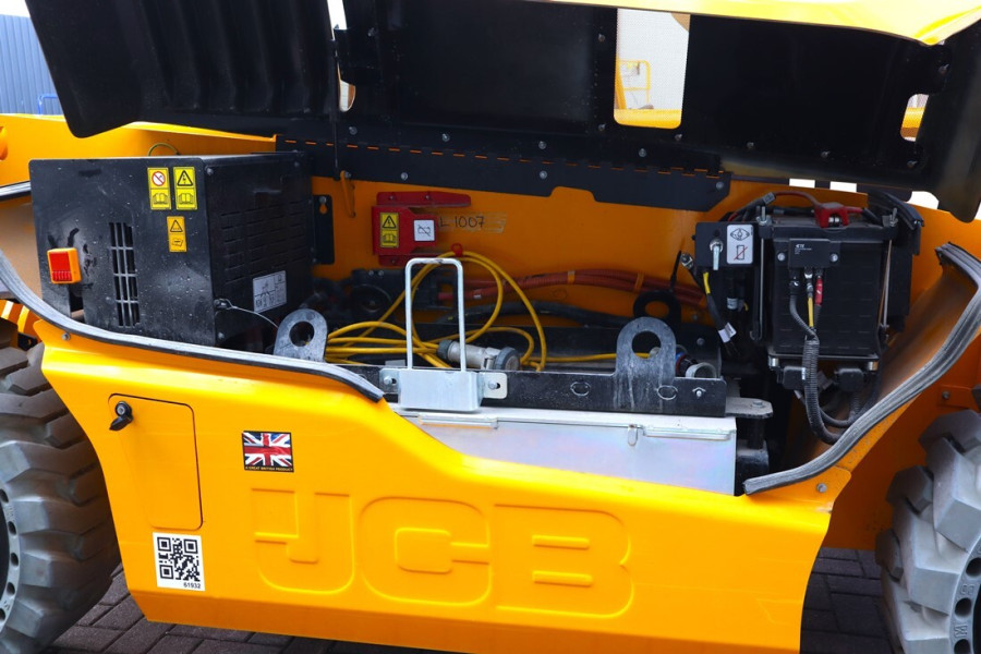 jcb-525-60e-2022-nr-63192-21-1758022229aqowo.jpg