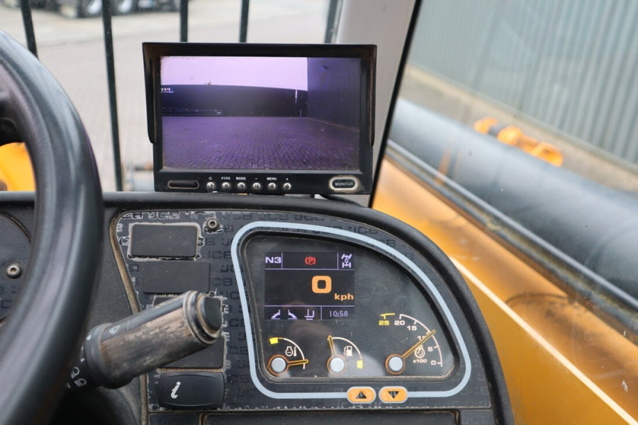 jcb-535-125-2016-nr-90399-7-1760514631sZnu3.jpg