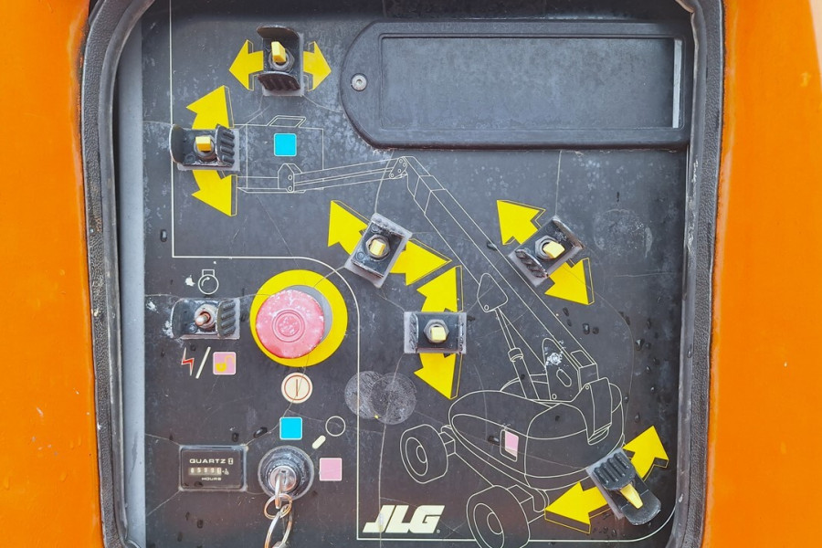 jlg-860sj-2007-nr-90397-13-1761917294LyZqi.jpg