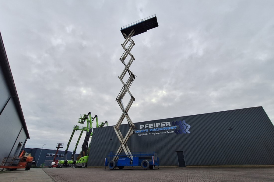 hollandlift-megastar-g320dl30-4wds-n-2008-nr-90376-15-1762259891PmAQp.jpg