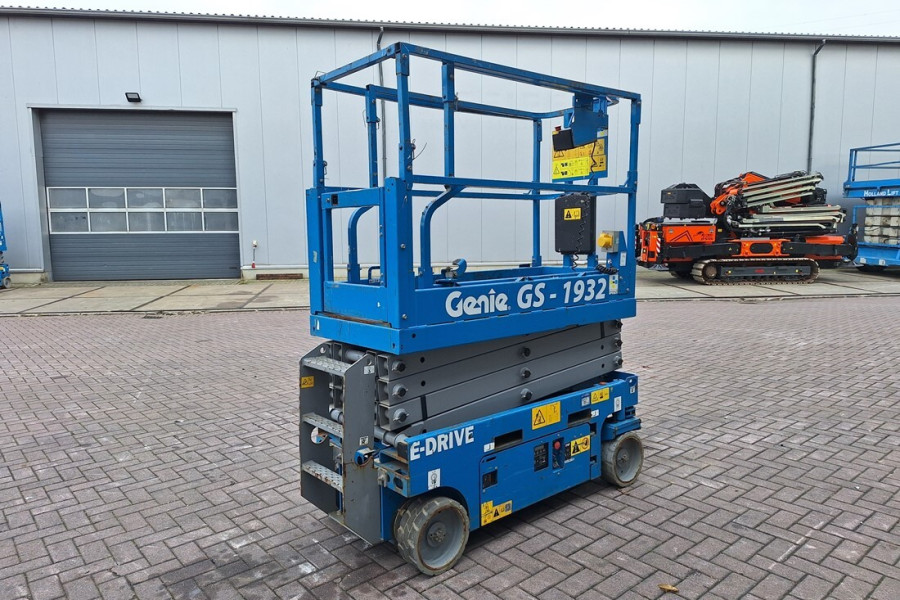 genie-gs1932-e-drive-2021-nr-63750-3-1762853328irSjD.jpg