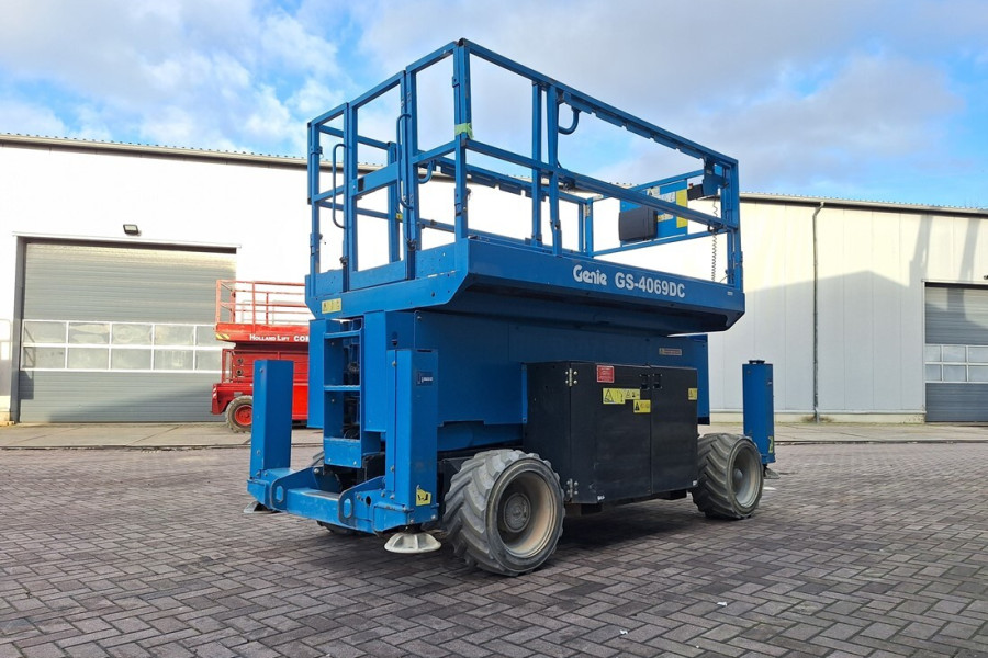 genie-gs4069dc-2015-nr-90361-3-1763989582DicM1.jpg