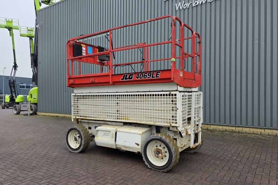 jlg-4069le-2008-nr-90380-4-1764335865s7yr0.jpg