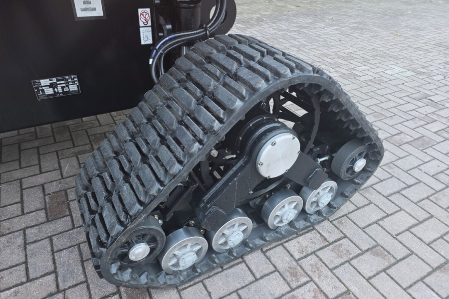 jlg-660sj-quad-tracks-2025-nr-64009-5-17646842381PEIF.jpg
