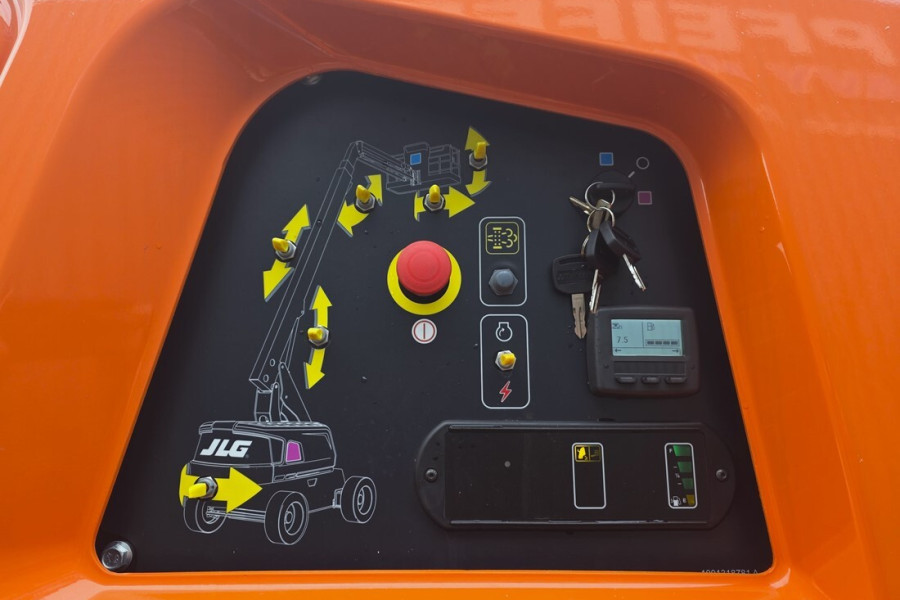 jlg-660sj-quad-tracks-2025-nr-64009-11-1764684241WistB.jpg