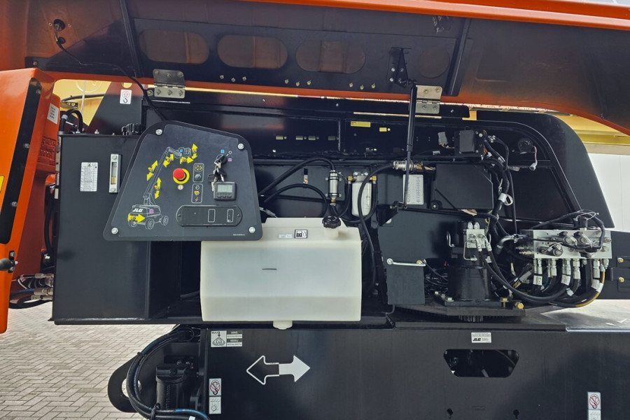 jlg-660sj-quad-tracks-2025-nr-64009-13-1764684242dJzHN.jpg