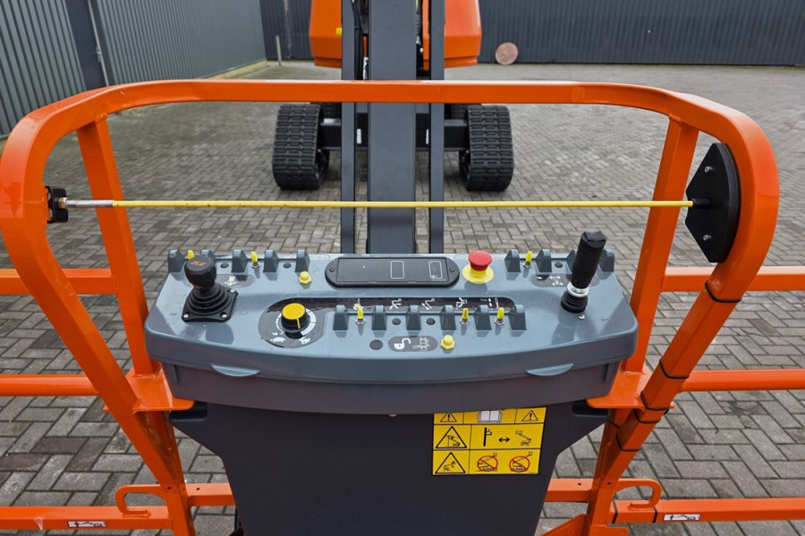 jlg-660sj-quad-tracks-2025-nr-64009-18-1764684243TMY8d.jpg