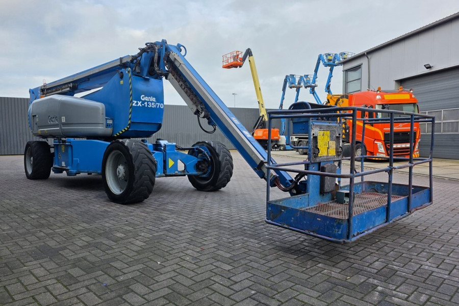 genie-zx135-70-2013-nr-90352-2-1764860229ZNqJF.jpg