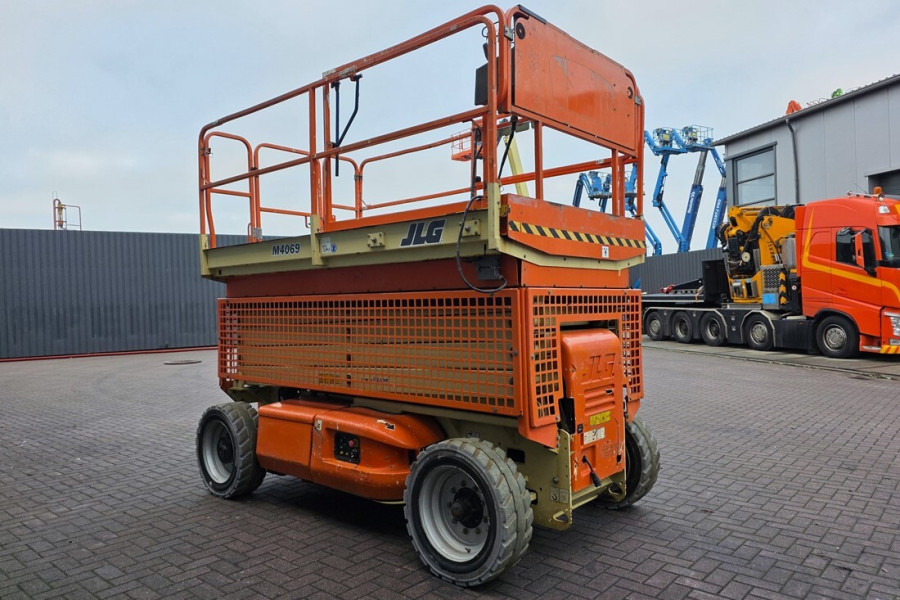 jlg-m4069-2004-nr-90382-2-1764940089MLDz5.jpg