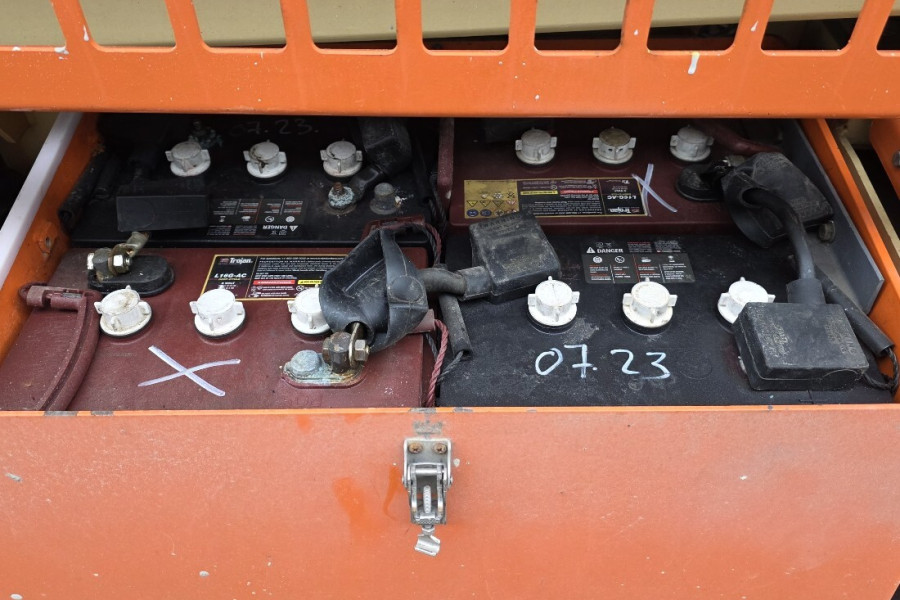 jlg-4069le-2011-90383-12-1766481611q4itg.jpg
