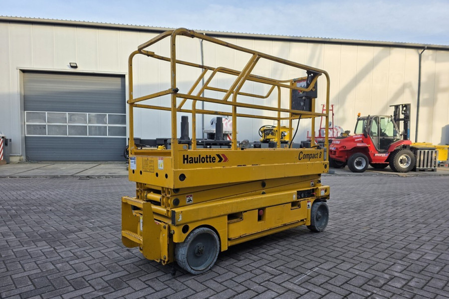 haulotte-compact-8-2011-nr-61868-3-1767612048wZzU4.jpg