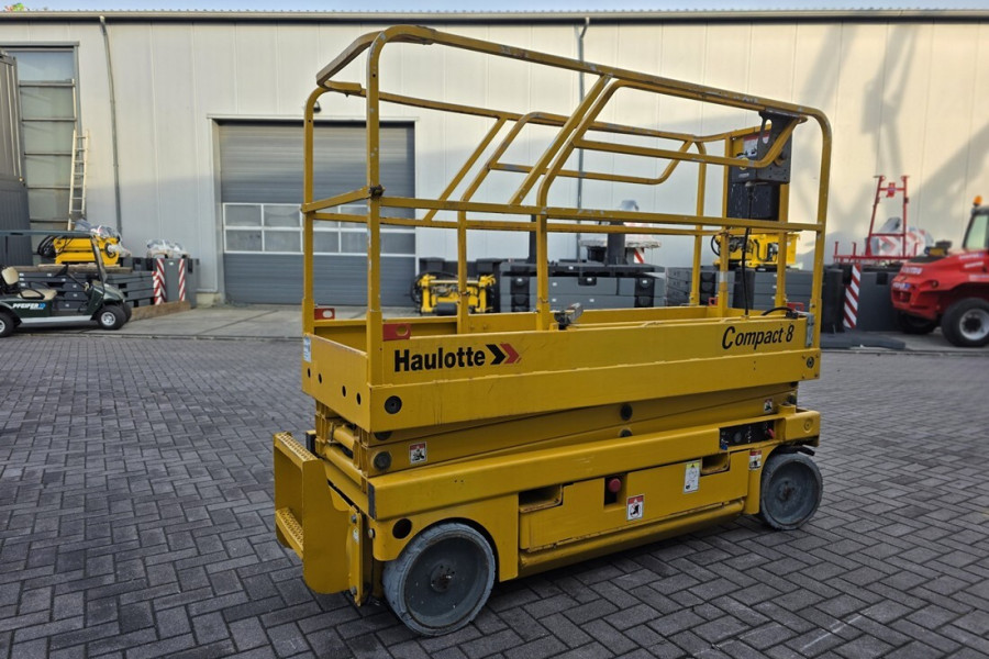 haulotte-compact-8-2011-nr-61870-3-1767692192FN1YS.jpg
