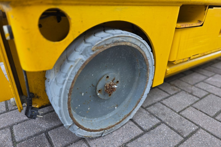 haulotte-compact-8-2011-nr-61870-8-1767692193GJEhl.jpg
