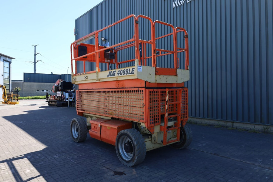 jlg-4069le-2008-nr-500013-4-1767881213S63Ok.jpg