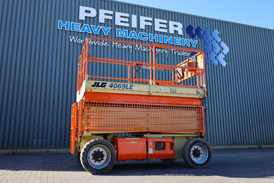 jlg-m4069-2012-nr-500015-1-1767884448Zbe7Q.jpg