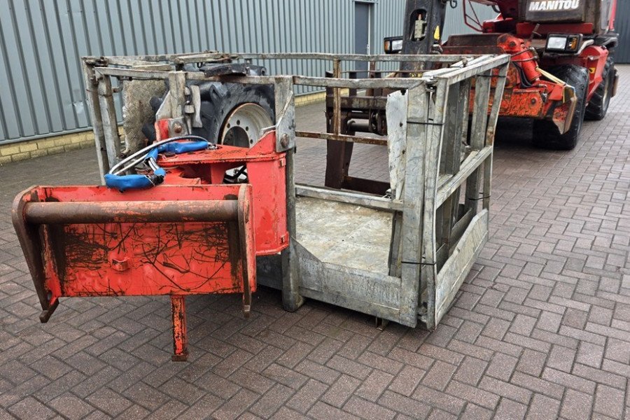 manitou-mrt2150-2006-nr-85001-2-1768388398IxeL1.jpg