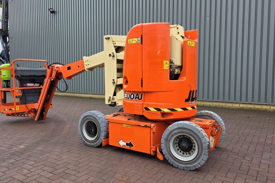jlg-e300aj-2011-nr-30184-4-1769508243OQWvl.jpg