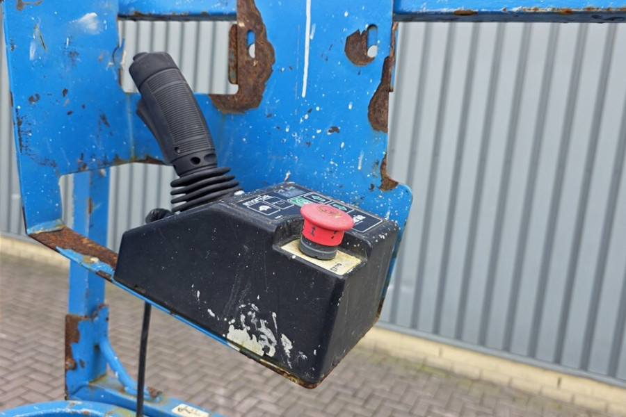 genie-gs1932-2013-nr-90008-8-1769527286t1iBK.jpg