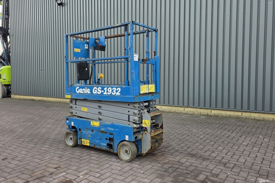 genie-gs1932-2013-nr-90012-4-1769528015Ex9aZ.jpg