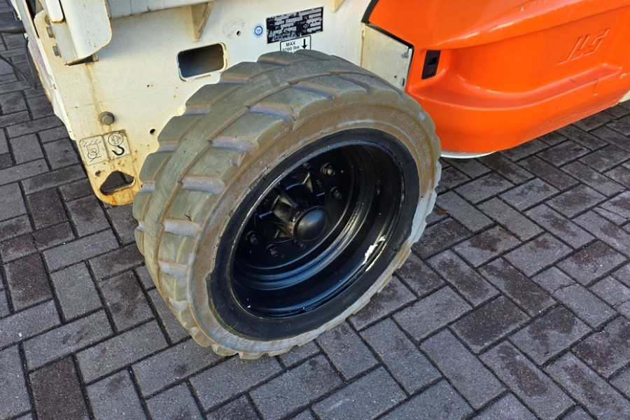 jlg-4069le-2008-nr-90069-8-1770627188DU2mC.jpg