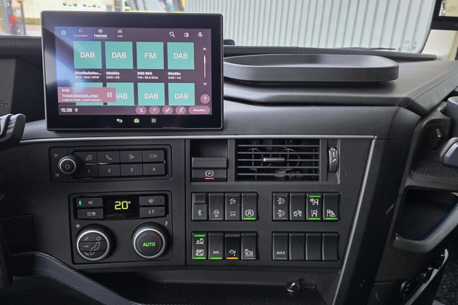 volvo-fh540-d13-8x2-iq1388-hipro-e9-2025-22-1770716956Y5RtU.jpg