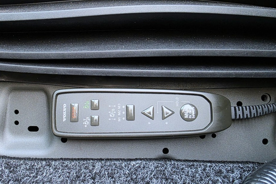 volvo-fh540-d13-8x2-iq1388-hipro-e9-2025-27-1770716957y04q7.jpg