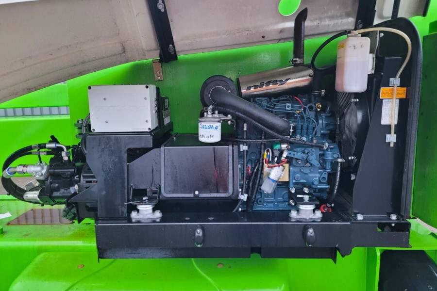 niftylift-hr28-hybrid-4x4-2017-nr-90235-12-17708041634x9Df.jpg