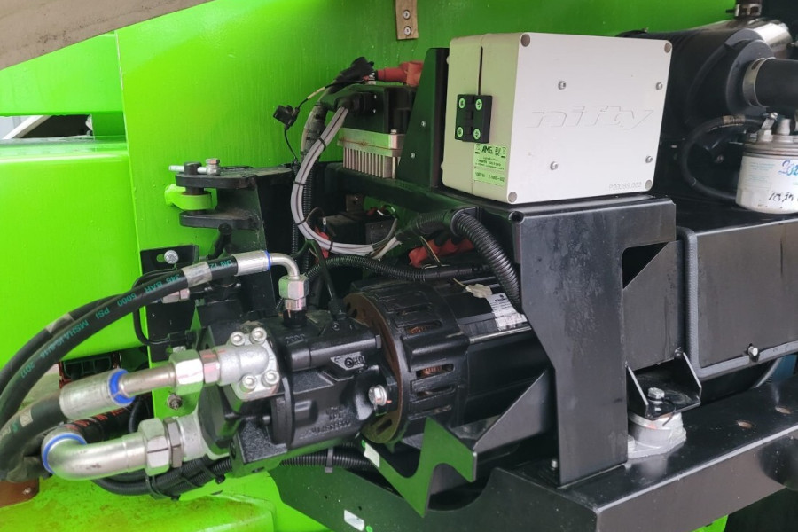 niftylift-hr28-hybrid-4x4-2017-nr-90235-14-1770804163iCh0w.jpg
