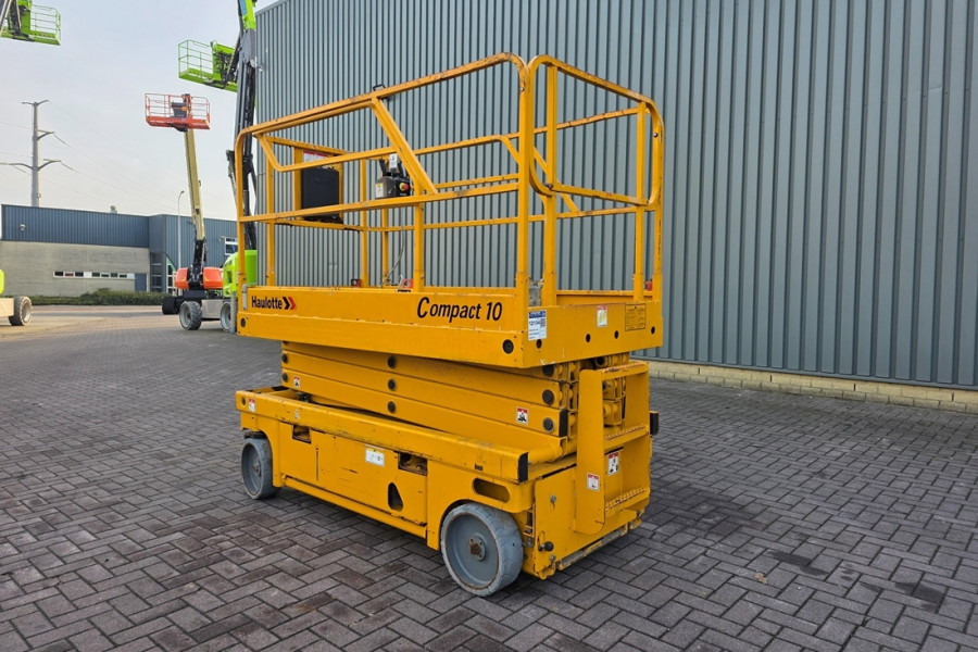 haulotte-compact-10-2011-nr-61859-4-1770899596KIgAC.jpg