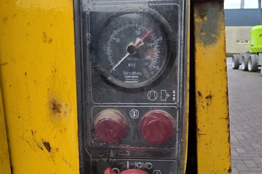 atlas-copco-xas66-1997-nr-90406-8-1770910001DrBX4.jpg