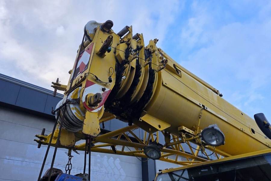 liebherr-ltm1045-1-2006-nr-69968-28-17714054829eYgh.jpg