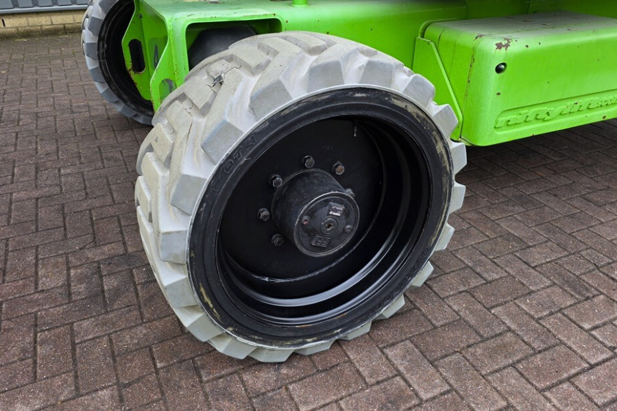 niftylift-hr28-hybrid-2014-nr-90098-8-1772093255hCOp6.jpg