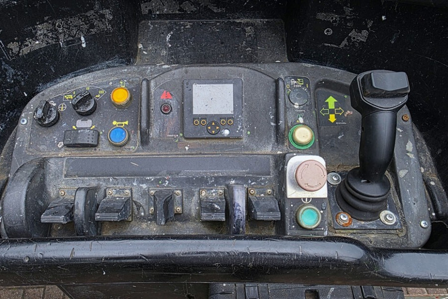 niftylift-hr28-hybrid-2014-nr-90098-9-177209325651mTg.jpg