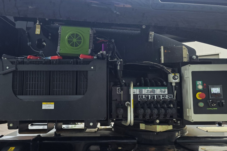 niftylift-hr28-hybrid-4x4-mk2-2023-nr-64143-11-1773648885i6EB0.jpg