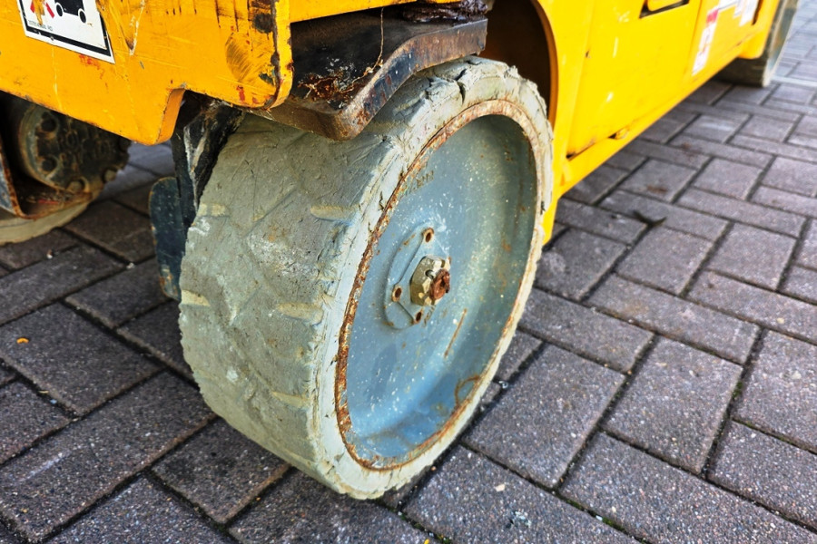haulotte-compact-8-nr-90639-11-1774272963hgrLa.jpg