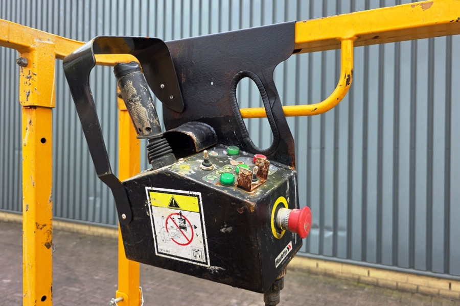 haulotte-compact-8-nr-90462-8-1774441315hjcpH.jpg