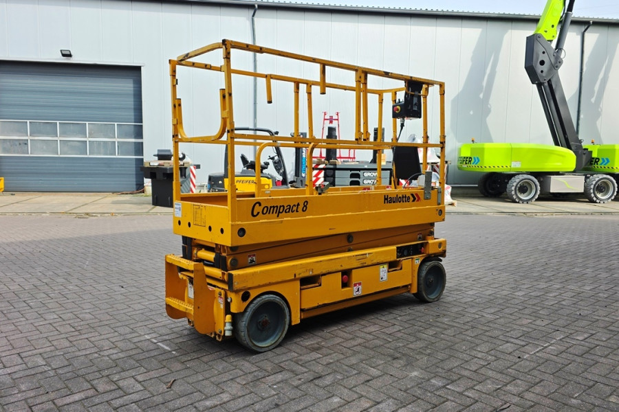 haulotte-compact-8-nr-90636-3-1774625004qWReq.jpg