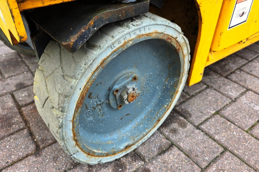 haulotte-compact-8-nr-90463-8-1774625579A6En4.jpg