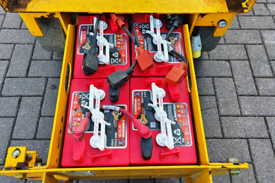 haulotte-compact-8-nr-90584-11-1775053955bl2Zb.jpg