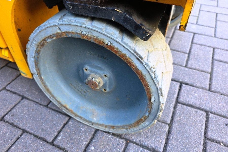 haulotte-compact-8-nr-90752-8-1775054592GcWn6.jpg
